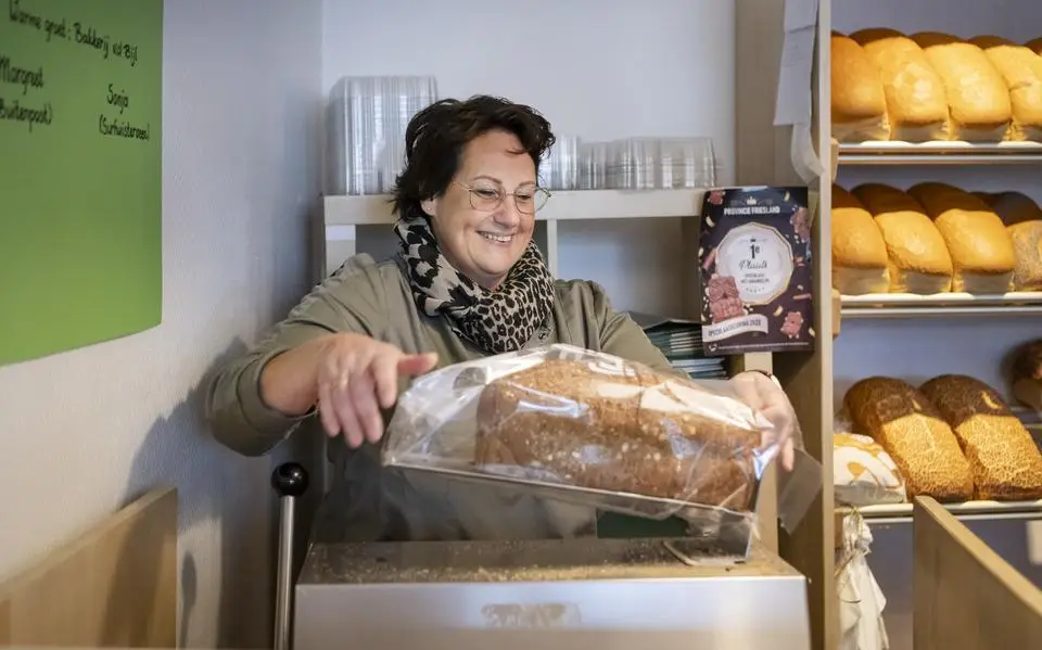 Na 60 jaar sluit de dorpsbakker in Drogeham: ‘Hjir is der tenminste noch echt kontakt’