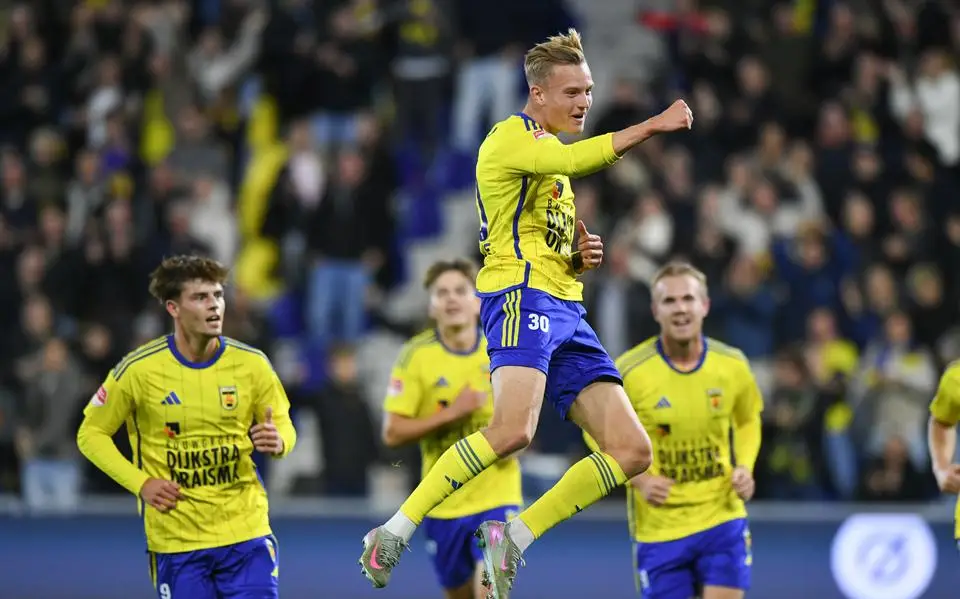 SC Cambuur dankzij hecht collectief vol op koers voor promotie: ‘Niemand voelt zich beter dan de ander’