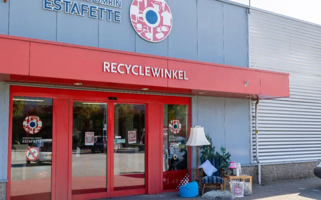 Cyberaanval bij Omrin: Estafettewinkels dicht, milieustraten open