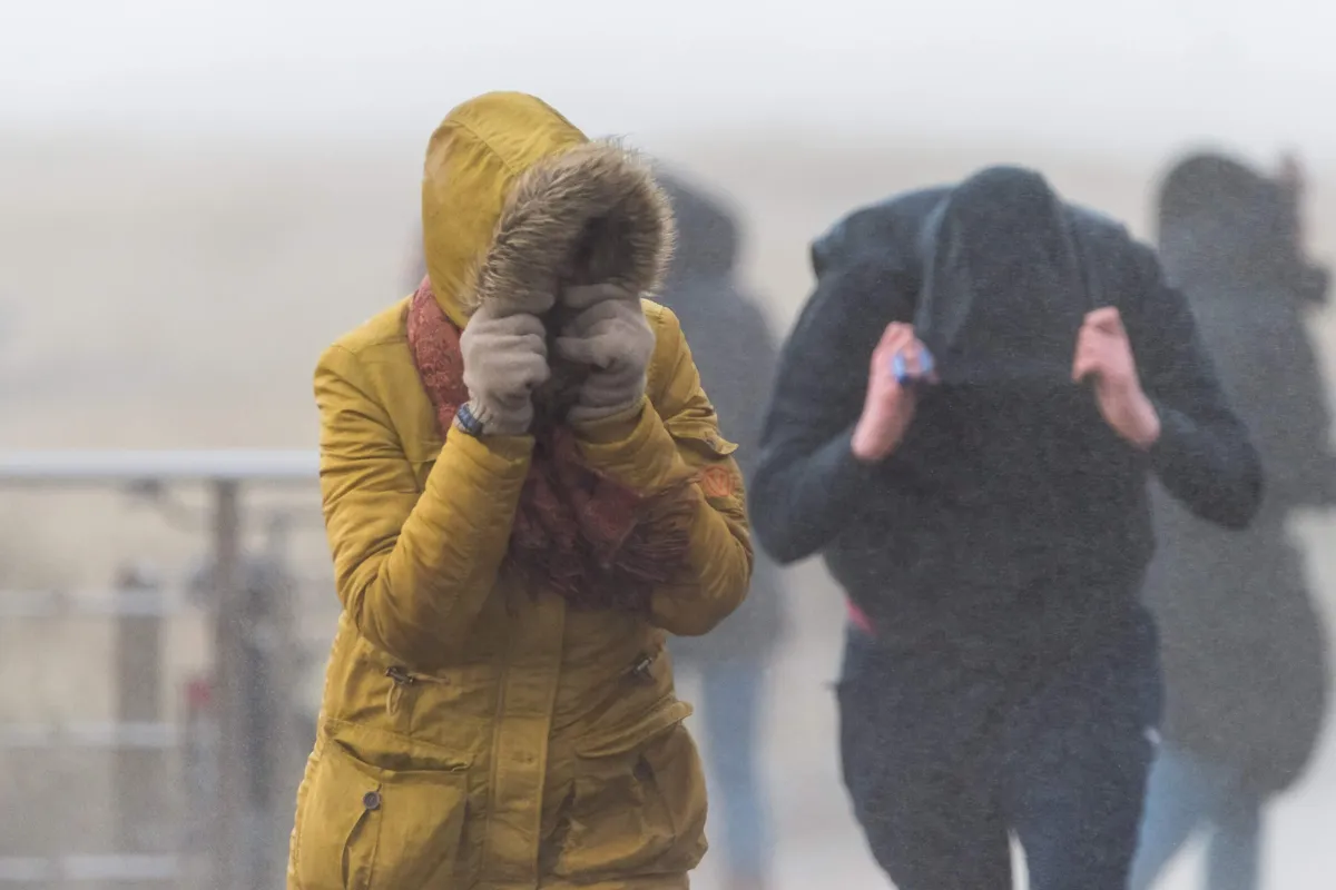 Storm Benjamin komt vandaag Nederland binnen: code oranje en zware windstoten tot 120 kilometer per uur