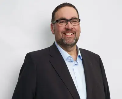 Bas Henrichs lijsttrekker D66 Son en Breugel