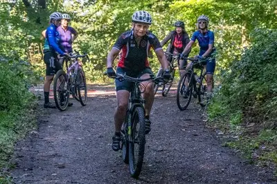 Mountainbikers verzamelen zich in Valkenswaard voor toertocht