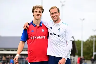 Eerst samen ontbijten, daarna broedertwist op het hockeyveld: de zondag van Ruben en Olaf van Staa