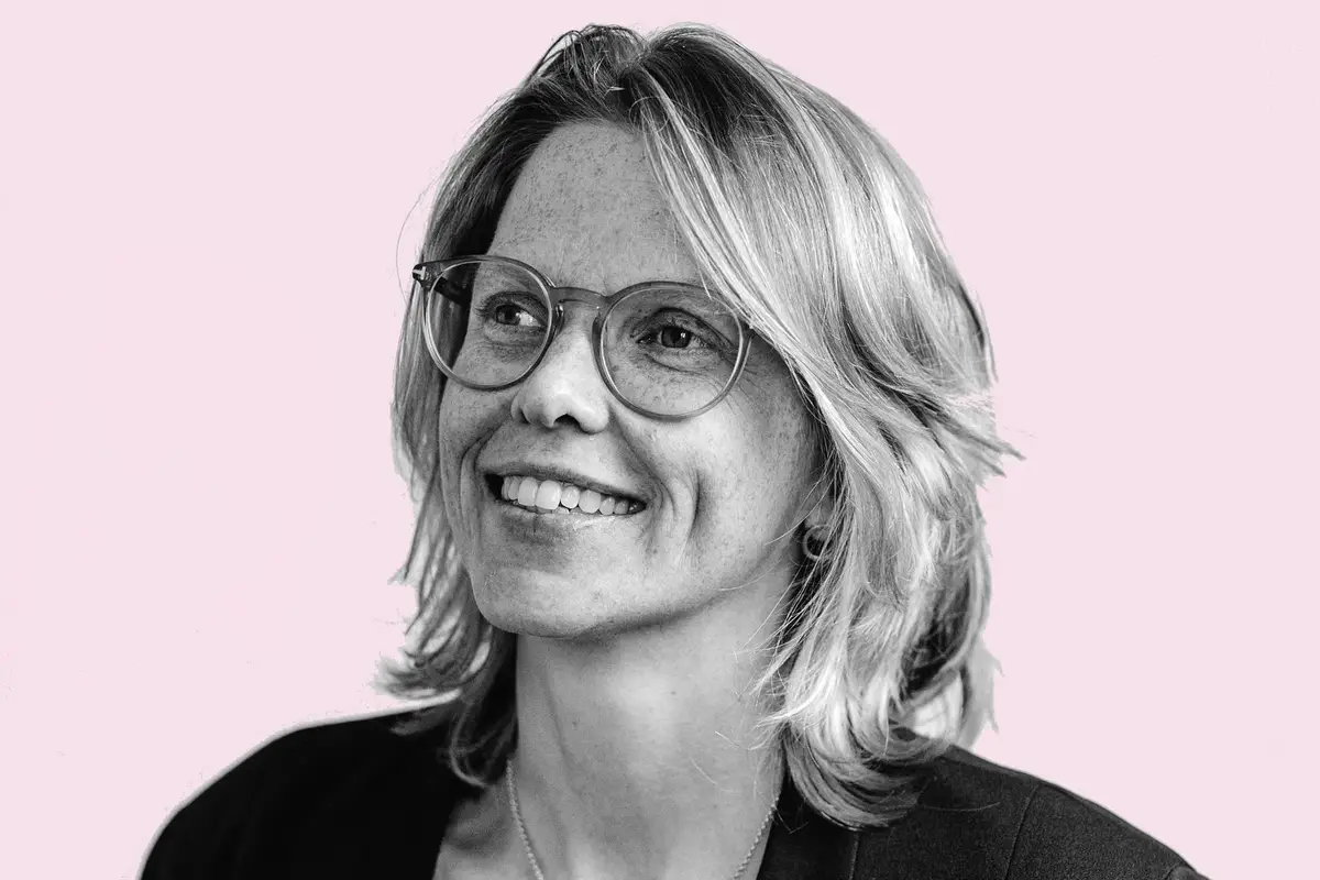 De laatste tijd laat het ijzeren geheugen van Hanneke haar wat in de steek, dat maakt haar ongerust | column Froukje Jackson