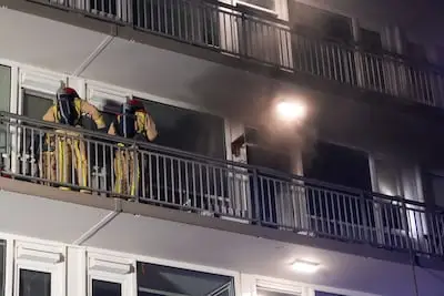 Bewoner inmiddels gevonden na brand in Helmondse flat, omwonenden hoorden een harde knal