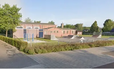 Starters en senioren in gymzaal aan Spoorlaan in Heeze