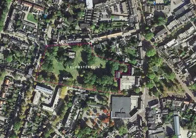 Nuenen belooft extra parkeerplaatsen in Kloostertuin om rechtszaken te voorkomen