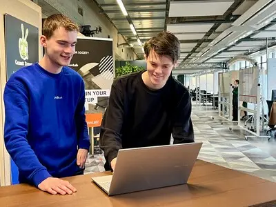 Studenten ontwerpen stemwijzer zonder stoffige stellingen: welke partij matcht met jouw koffiekeuze?
