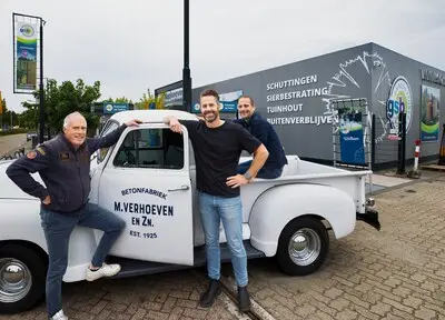 Familiebedrijf bestaat 100 jaar: van Big Brother-schutting en grindtegel tot tuin in 3D