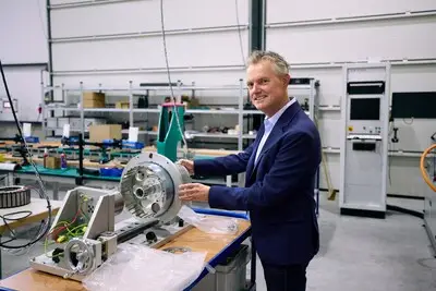 Eerst Trump, daarna een mailtje uit China: hoe de geopolitieke oorlog ook een Veldhovens magnetenbedrijf raakt