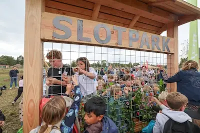 Prachtig nieuw Slotpark, mét kabelbaan, maar nog zonder prullenbakken