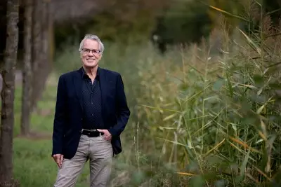 Van tipi naar triomf: René krijgt eindelijk gerechtigheid in zaak tegen Geldropse oplichtster