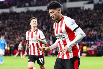 PSV-spits Ricardo Pepi fit genoeg voor de basis tegen Fortuna, Peter Bosz moet keuze maken