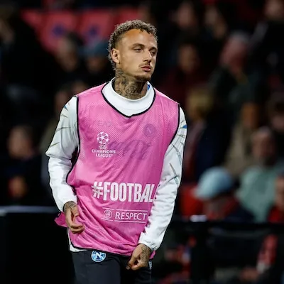 LIVE | PSV op comfortabele voorsprong tegen Napoli, staande ovatie voor invaller Noa Lang