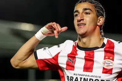 Bij Jong PSV breekt na een baaldag in Oss tóch nog een klein zonnetje door, Koller raakt al snel geblesseerd
