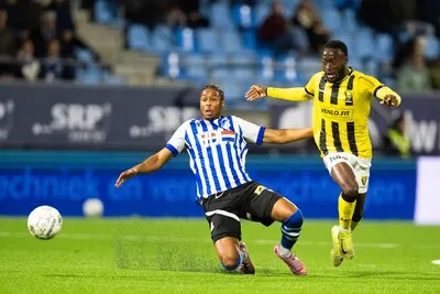 LIVE | Nog altijd geen doelpunt in zwakke eerste helft tussen FC Eindhoven en VVV-Venlo