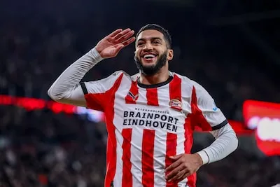 LIVE eredivisie | Saibari slaat opnieuw toe namens PSV, Fortuna krijgt uit het niets enorme kans op gelijkmaker