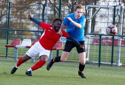 Tongelre pakt eerste overwinning dankzij uitblinker uit het vijfde elftal: ‘Ik probeer hem al over te halen’