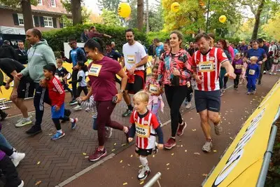De jeugd geeft het goede voorbeeld met de Mini Marathon