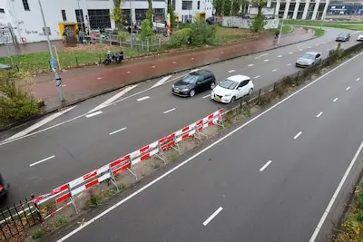 Op plek waar vrouw (24) werd doodgereden in Eindhoven stond tot vorige maand nog een hek