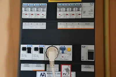 Dertien straten in Eindhoven getroffen door grote stroomstoring, reparatie duurt vermoedelijk tot 13.30 uur