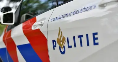 Man (49) rijdt onder invloed van harddrugs op A50 bij Eindhoven, ondanks ongeldig verklaard rijbewijs