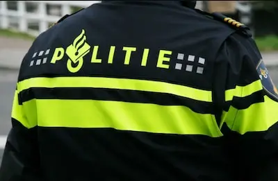 Dakloze man masturbeert en bedreigt agenten: ‘Ik maak jullie en jullie familie af’