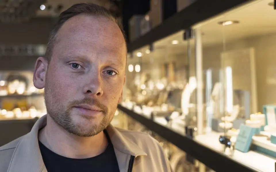 Friese juweliers: criminelen-app of toch liever gezichtsherkenning?