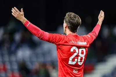 LIVE | Helmond Sport gaat na doordeweekse bekeruitschakeling op bezoek bij TOP Oss