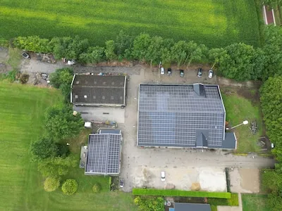 Eerste collectieve zonnedak in Valkenswaard officieel geopend