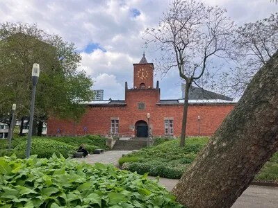 Van Abbemuseum Eindhoven verwerft Tenderlymilitant.exe