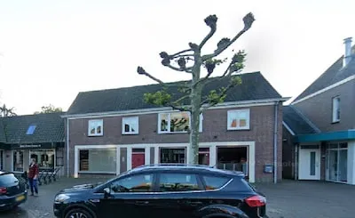 Politiek geeft groen licht aankoop centrumpand Heeze; tijdelijke huisvesting statushouders