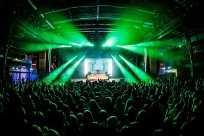 Van Boxtel naar grote festivals: hoe dj Hose (20) mensen laat zwieren op beats