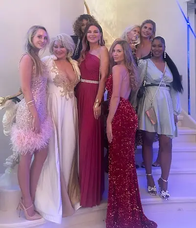 Glitter en glamour bij dates op grote hoogte: ‘Ik dacht; ik kom ‘m wel tegen in de supermarkt’