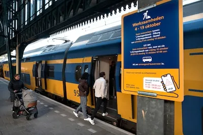 Werkzaamheden spoor in Vught lopen uit: tot maandagmiddag geen treinen tussen Den Bosch en Tilburg