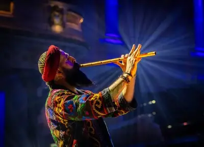De Uit Tips van deze week: Zweven tussen harp en confettikanon