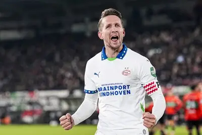 Oproep: herinneringen aan clubicoon Luuk de Jong