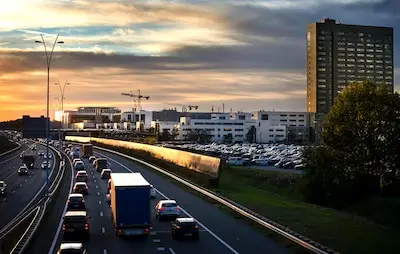 ‘Die vergadering hoeft niet om 9 uur te starten:’ Specialist mobiliteit vindt het hoog tijd voor keuzes