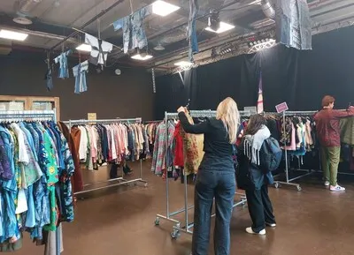 'Voor 25 euro een complete outfit': deze vintage kilosale bezoek je tijdens DDW