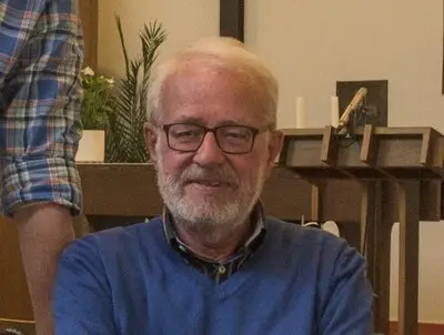 Pater Peter Denneman, die het niet bij geloven op zondag hield, op 80-jarige leeftijd in Tilburg overleden