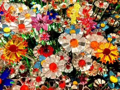 LIVE Dutch Design Week | Een zee van bloemen en een mini-Graduation Show: dit ontdek je buiten de hoofdlocaties