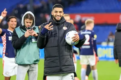 Waarom Ismael Saibari nu de ster van de eredivisie is en bij PSV straalt, met een belangrijke bijrol voor Ruud van Nistelrooij