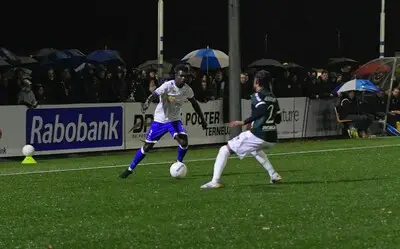 LIVE | FC Eindhoven begint tweede helft met kleine voorsprong tegen HSV Hoek
