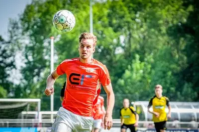 Altena tegen SV Capelle is niet altijd spannend: ‘Gratis bier? Zo werkt dat helaas niet’