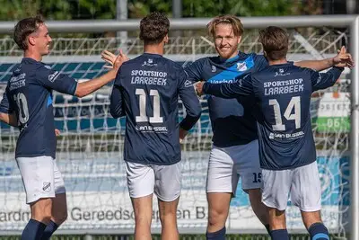 Jeroen Grootens pikt zijn goals mee bij Mierlo-Hout na stap van vierde klasse naar vierde divisie: ‘Erg aanpoten’