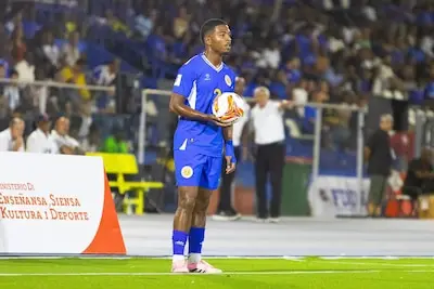 37 tickets voor zijn debuut op Curaçao: Shurandy Sambo maakt familie trots