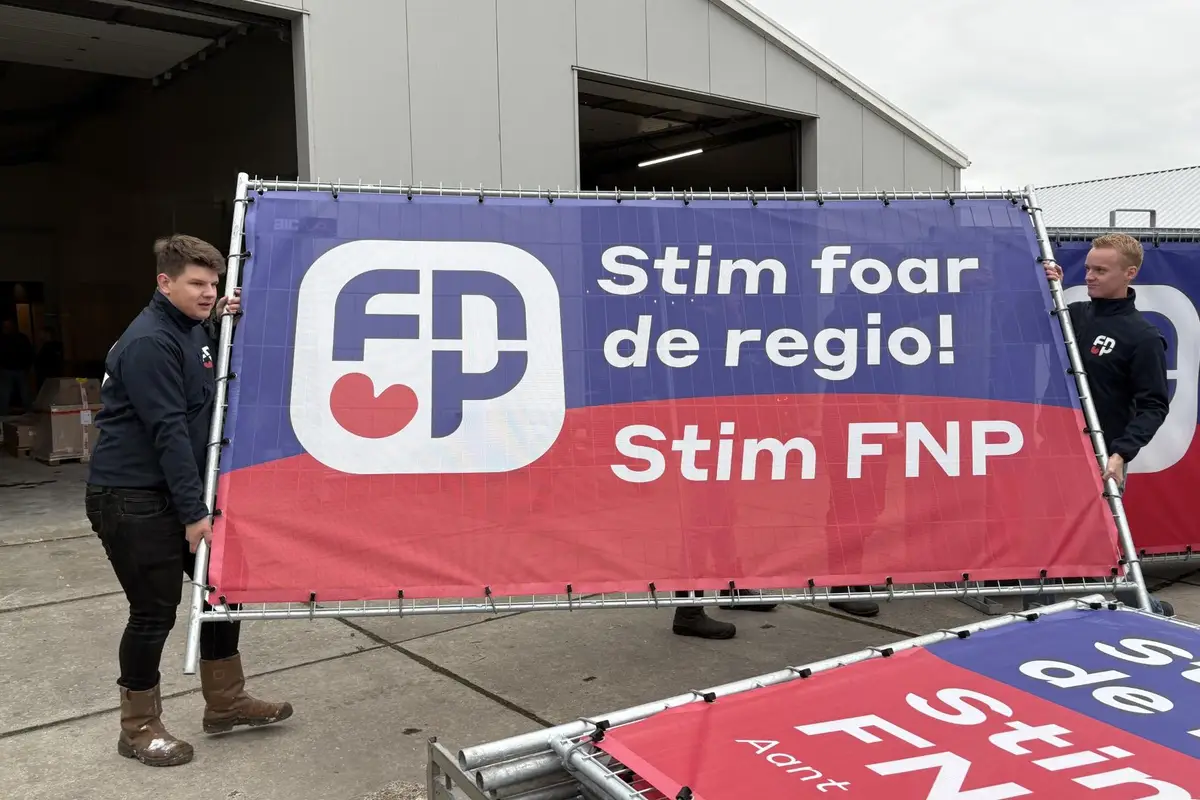 Bouwina van Dellen is clustercoördinator voor de FNP. Als ‘kluko’ zorgt zij dat de verkiezingshekken in de weilanden komen