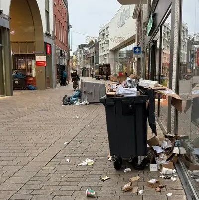 Blikjesjagers maken een steeds grotere puinhoop van de binnenstad, merken ze in Tilburg: ‘Dit is absurd’