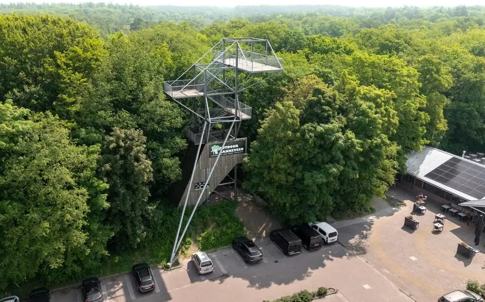 Uitkijktoren Bakkeveen verkocht: nieuw leven als ontmoetingsplek