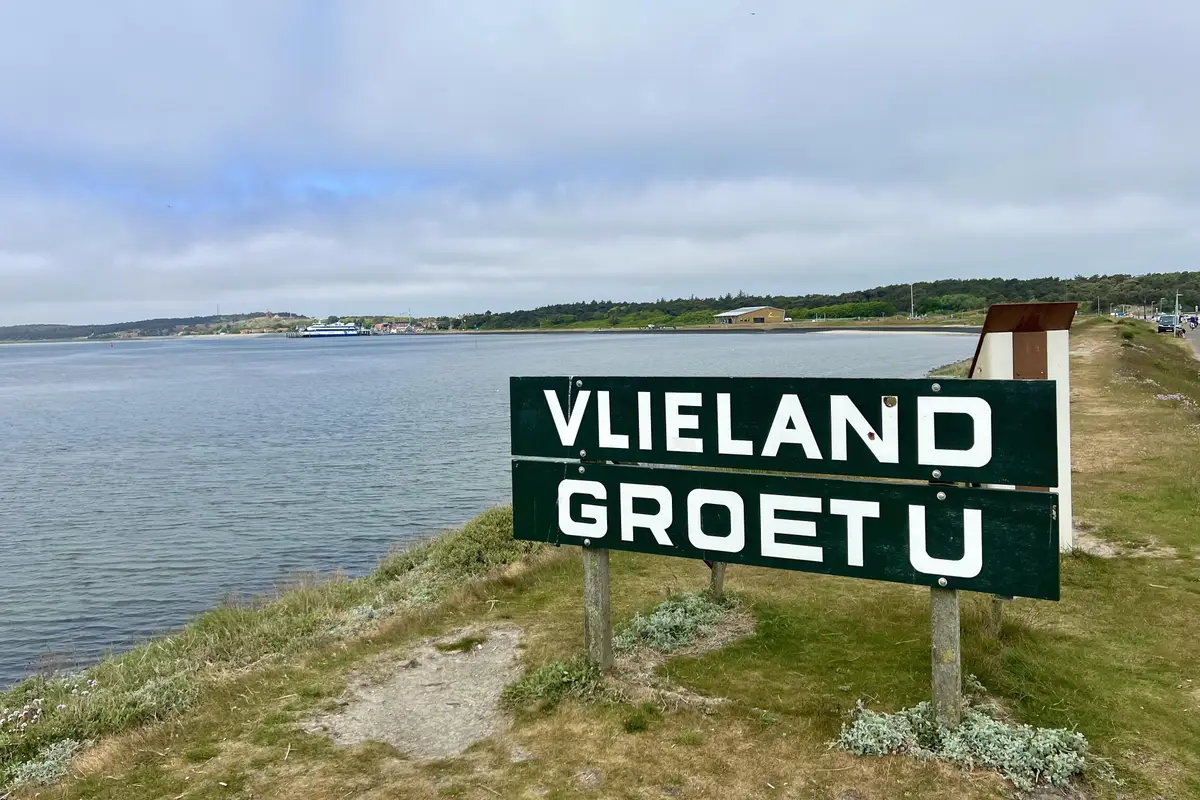 Vlieland een paradijs? Het kan ook een hel zijn | LC commentaar